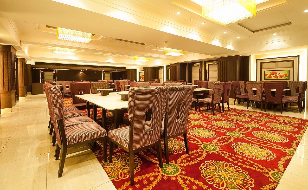 The Palm Court Hotel Лудяна Екстериор снимка