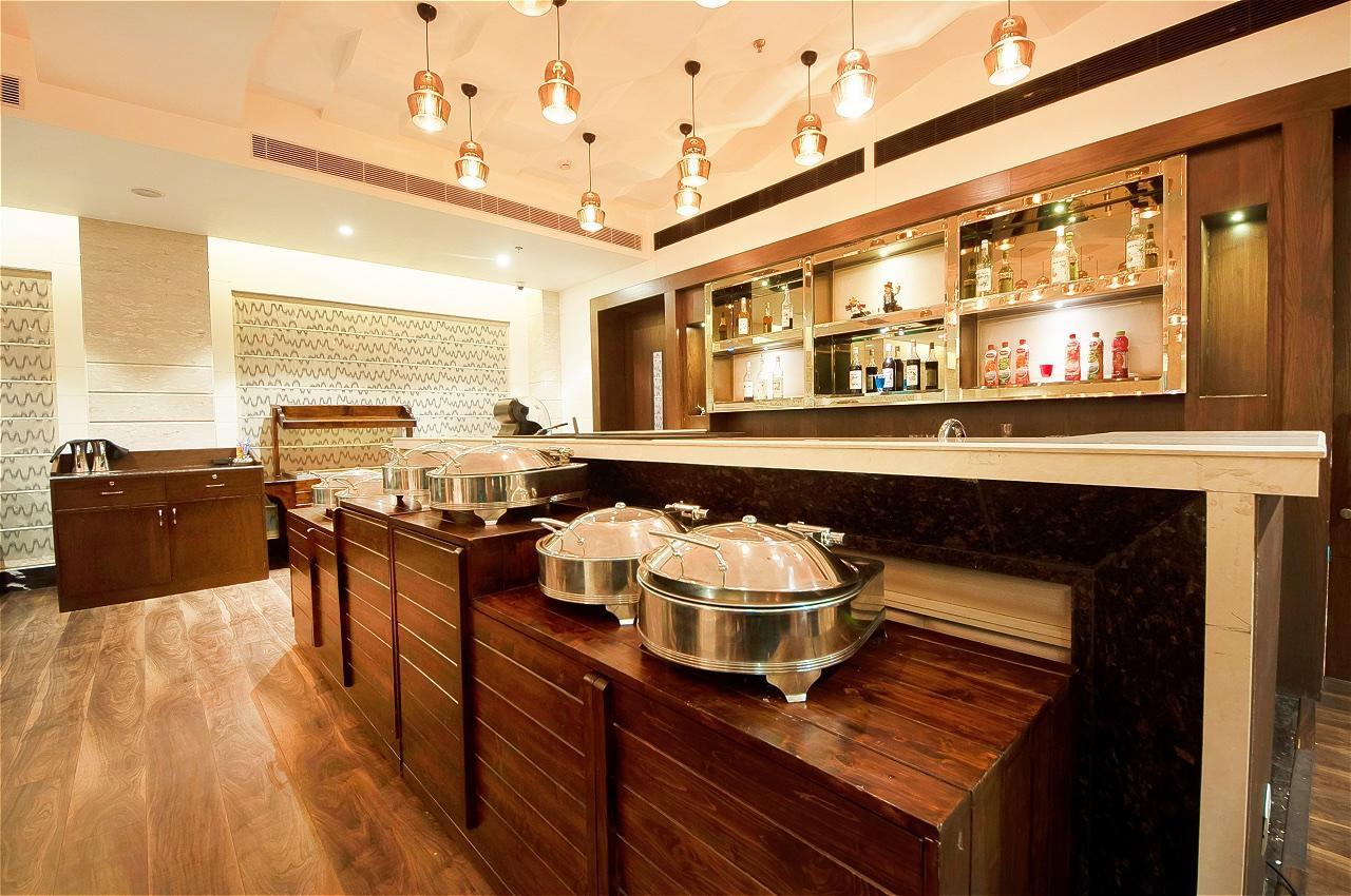 The Palm Court Hotel Лудяна Екстериор снимка