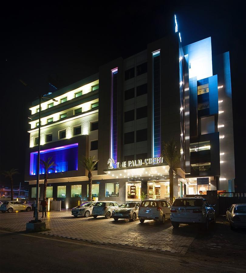 The Palm Court Hotel Лудяна Екстериор снимка